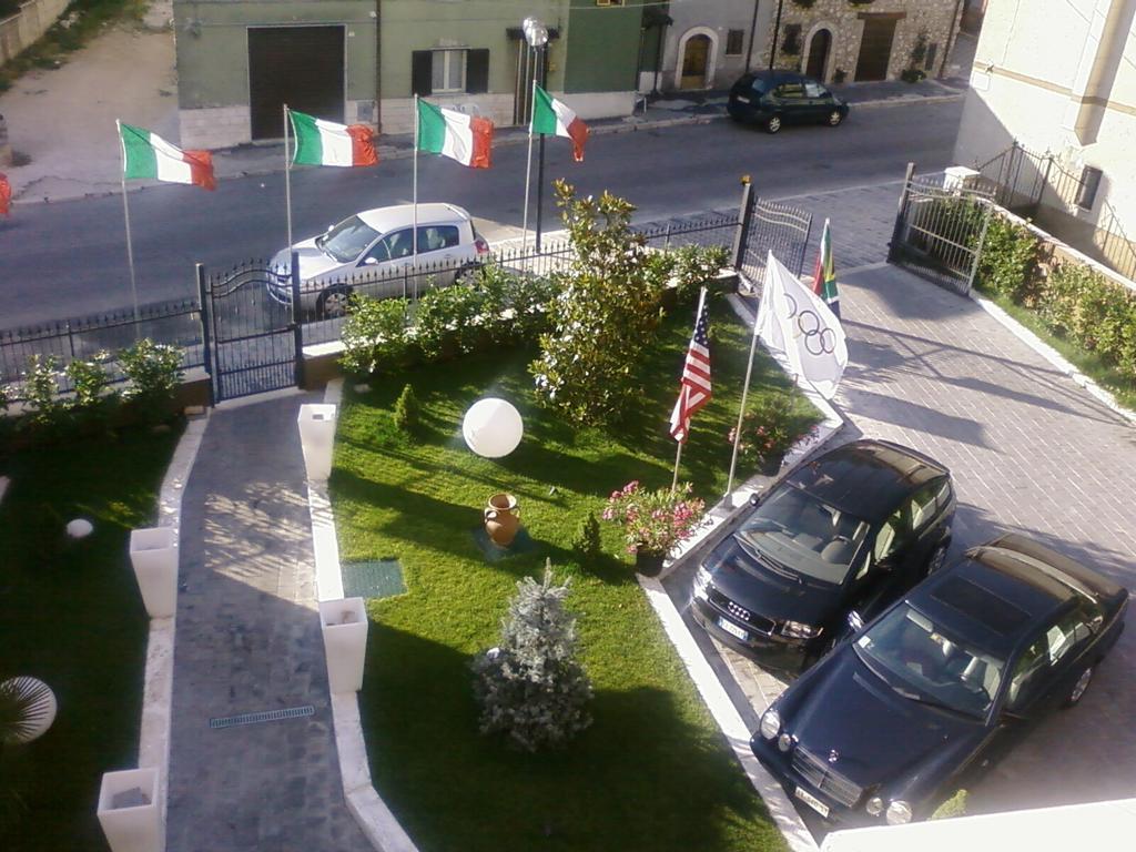 Hotel De Meis Capistrello Kültér fotó