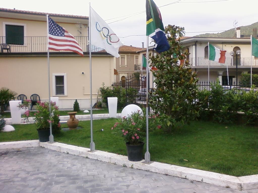 Hotel De Meis Capistrello Kültér fotó